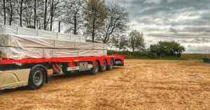 Arrivée du bois pour la conception des pergolas et abris bois en kit