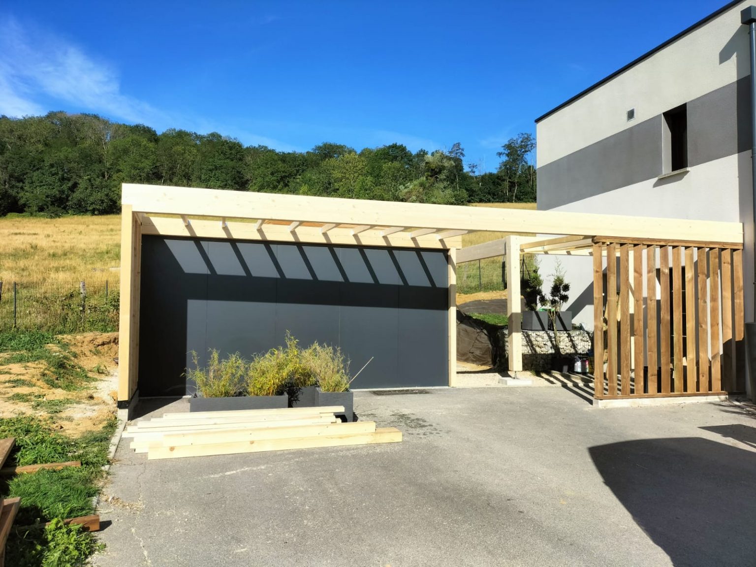 Un nouveau carport bois a vu le jour AbrisCo Jura (39)